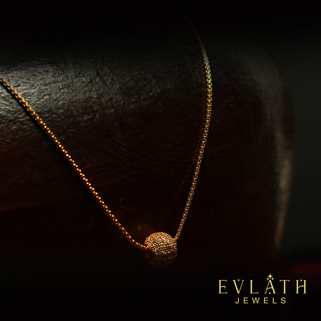 Elegant Gold-Plated Beaded Chain with Matching Locket – Evlath Jewels